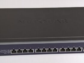 Switch di rete gestito, un tipo di dispositivo che spesso integra un pannello web come GoAhead