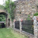 Resti della torre del castello di Talmberk, in Repubblica Ceca, uno dei luoghi reali che compaiono in Kingdom Come: Deliverance